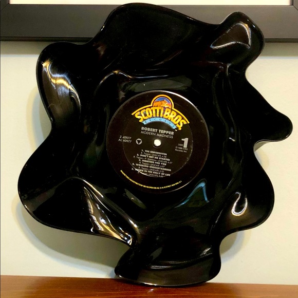Vintage Vinyl Bowls 78’s & 45’s Saving the Environment and Saving the Music! - Picture 2 of 9